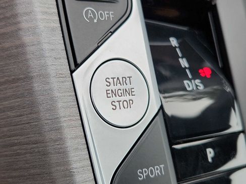 Used 2025 BMW 430i xDrive Coupe w/ M Sport Package image 23