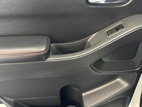 Certified 2025 Nissan Frontier PRO-4X AWD/4WD image 19