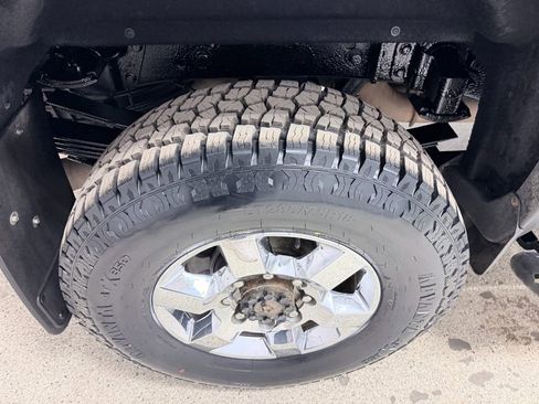 Used 2018 GMC Sierra 3500 Denali w/ Duramax Plus Package image 14