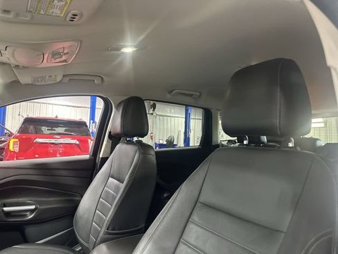 Used 2014 Ford Escape Titanium w/ Equipment Group 401A AWD/4WD image 20