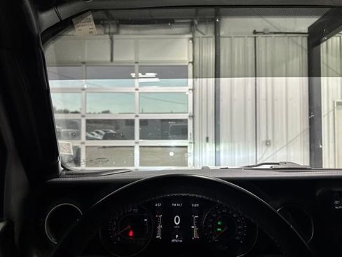 Used 2022 Jeep Gladiator Overland w/ Popular Equipment Package AWD/4WD image 7