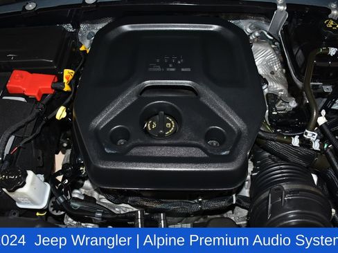 Used 2024 Jeep Wrangler Unlimited w/ Convenience Group AWD/4WD image 7