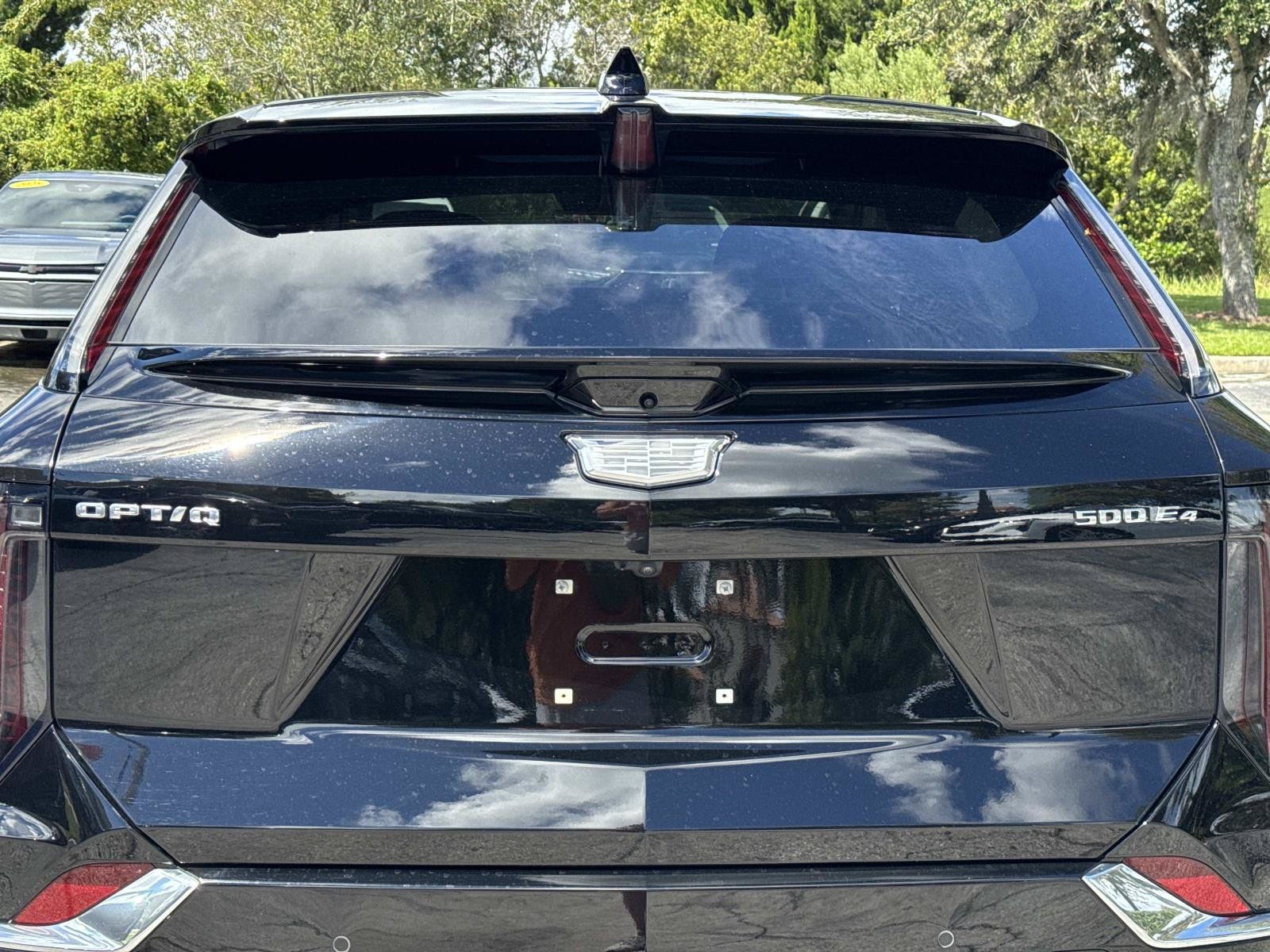 Used 2025 Cadillac Optiq Luxury 2 w/ LPO, Floor Liner Package AWD/4WD image 10