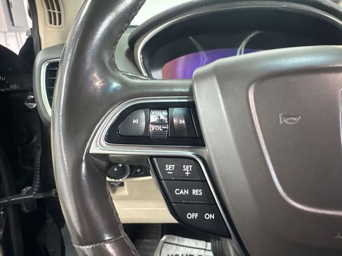 Used 2020 Lincoln Nautilus Reserve w/ Monochromatic Package AWD/4WD image 13