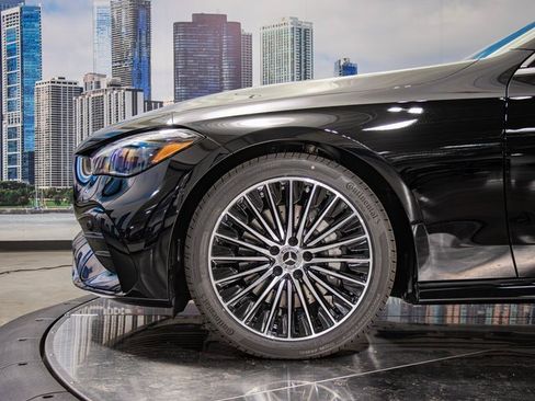 Used 2026 Mercedes-Benz CLE 300 4MATIC Cabriolet image 9