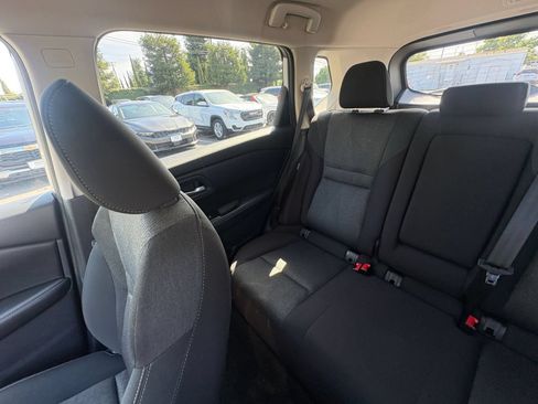 Used 2025 Nissan Rogue SV FWD image 41