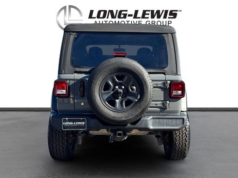Used 2021 Jeep Wrangler Sport image 5