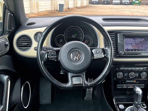 Used 2019 Volkswagen Beetle 2.0T Final Edition SEL image 5