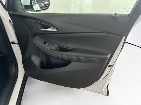Used 2025 Buick Encore GX Preferred FWD image 30