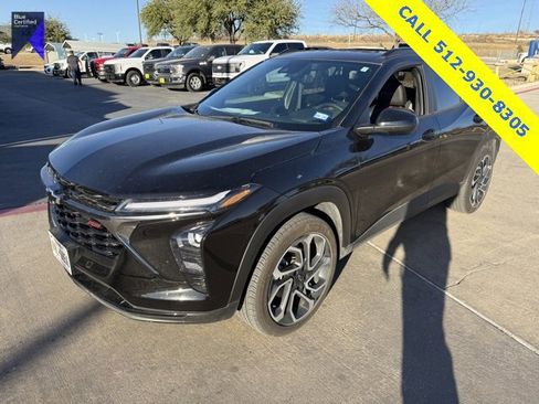 Used 2025 Chevrolet Trax RS w/ Sunroof Package image 6