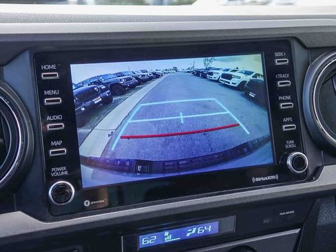 Used 2022 Toyota Tacoma TRD Sport image 22