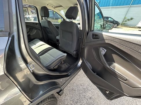 Used 2017 Ford Escape S FWD image 8