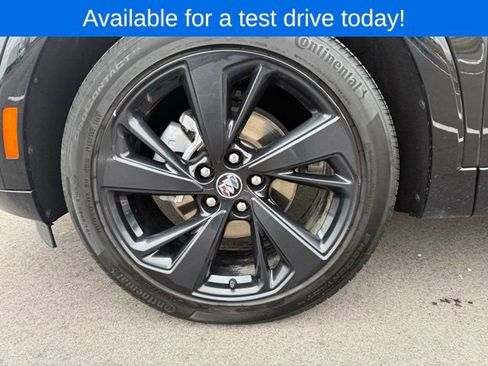 Used 2023 Buick Envision Essence w/ Sport Touring Package image 3