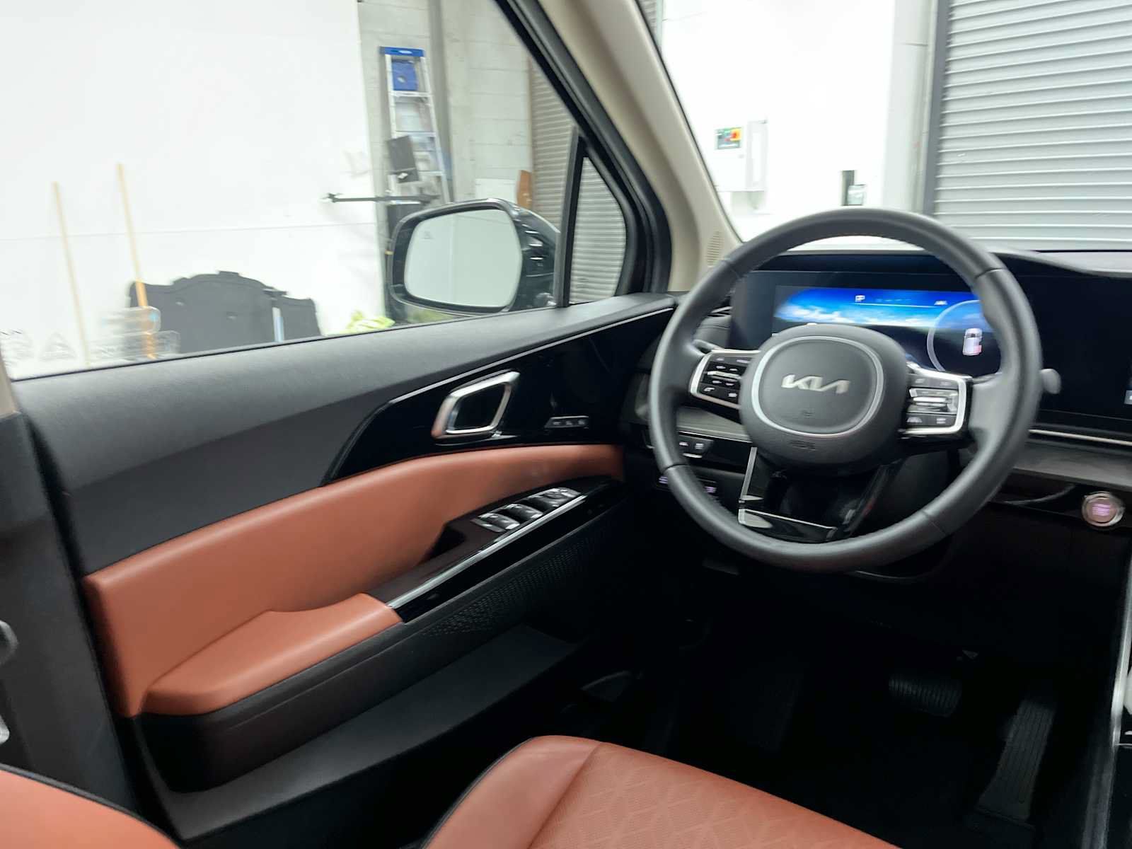 Used 2024 Kia Carnival SX FWD image 15