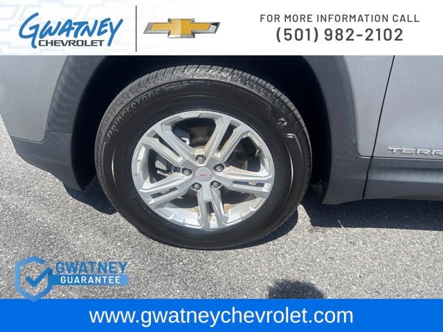 Used 2023 GMC Terrain SLE w/ Driver Convenience Package AWD/4WD image 9