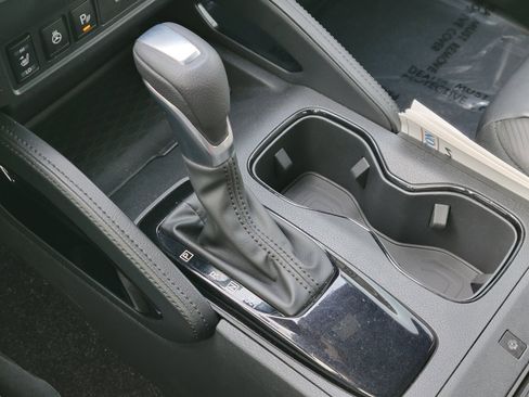 Used 2022 Nissan Frontier PRO-4X w/ Pro-4X Premium Package image 29