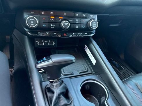 Used 2024 Dodge Durango GT AWD/4WD image 26
