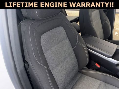 Used 2025 GMC Terrain Elevation image 38