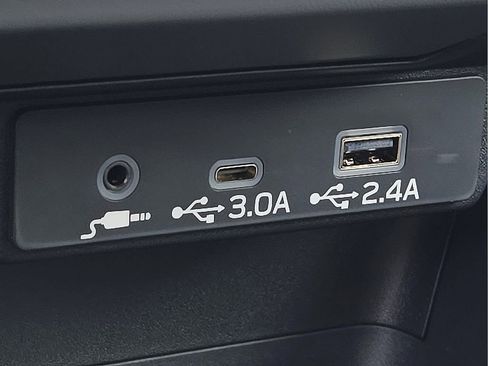 New 2025 Subaru Crosstrek 2.5i Limited image 16