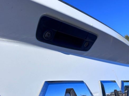 Used 2017 RAM 1500 Limited image 12