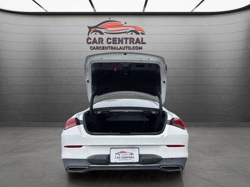 Used 2020 Mercedes-Benz CLA 250 image 10