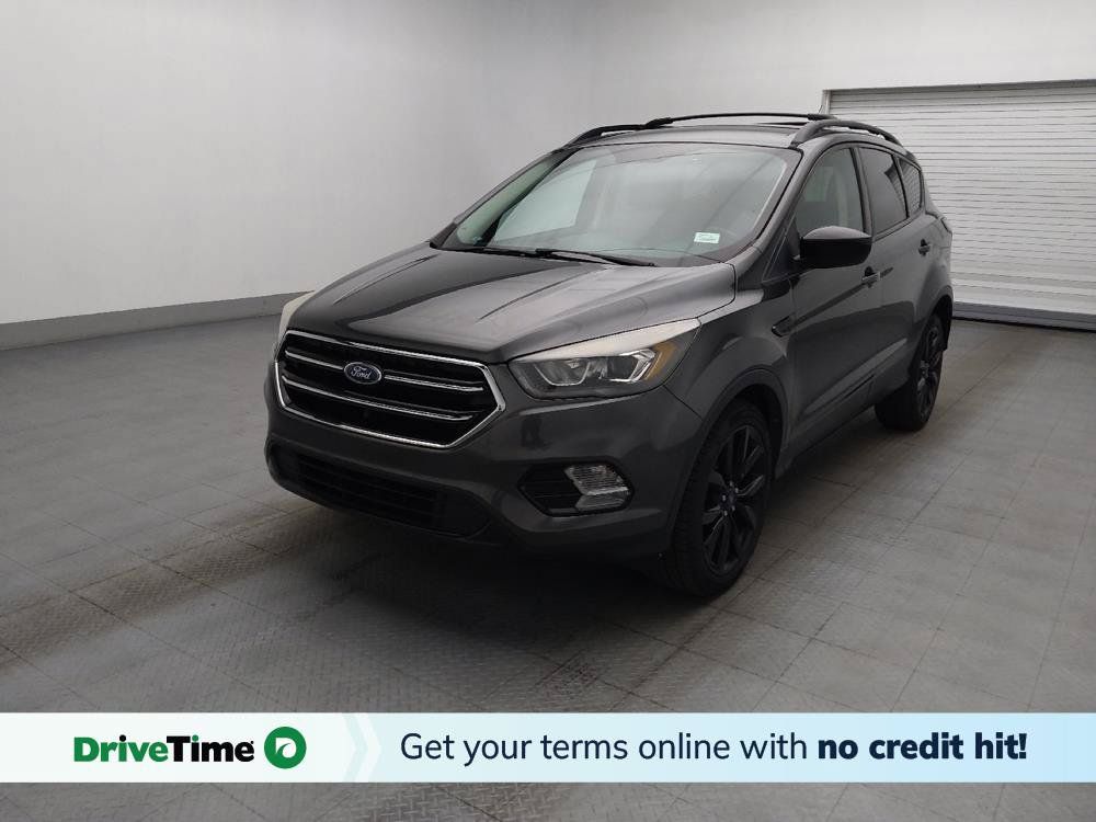 Used 2017 Ford Escape SE w/ SE Sport Appearance Package FWD image 1