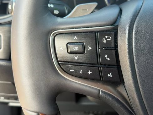 Used 2022 Lexus ES 300h Ultra Luxury w/ Accessory Package 2 FWD image 26