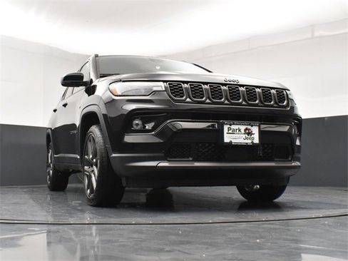 New 2026 Jeep Compass Limited image 19