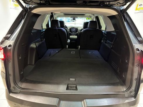 Used 2019 Chevrolet Traverse LT w/ LT Premium Package image 22