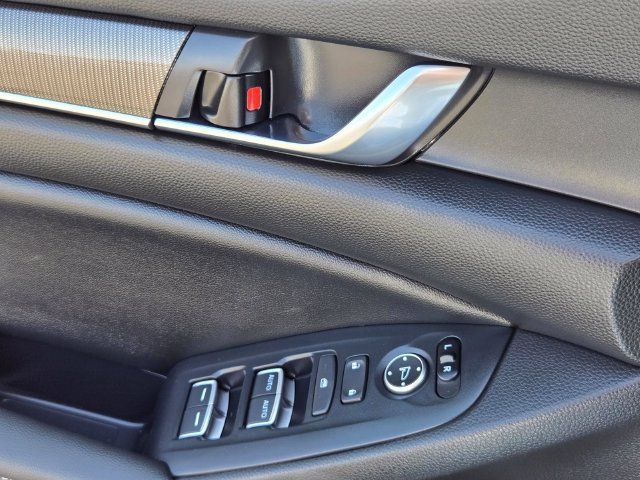 Used 2022 Honda Accord Sport image 25