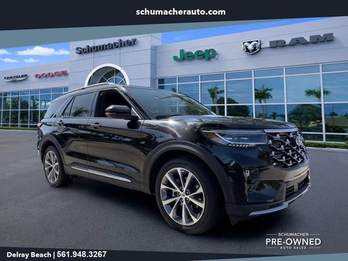 Used 2025 Ford Explorer Platinum w/ Ultimate Package RWD image 1