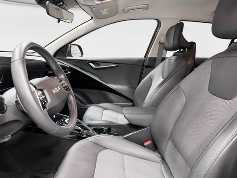 Used 2024 Kia Niro Wind FWD image 17