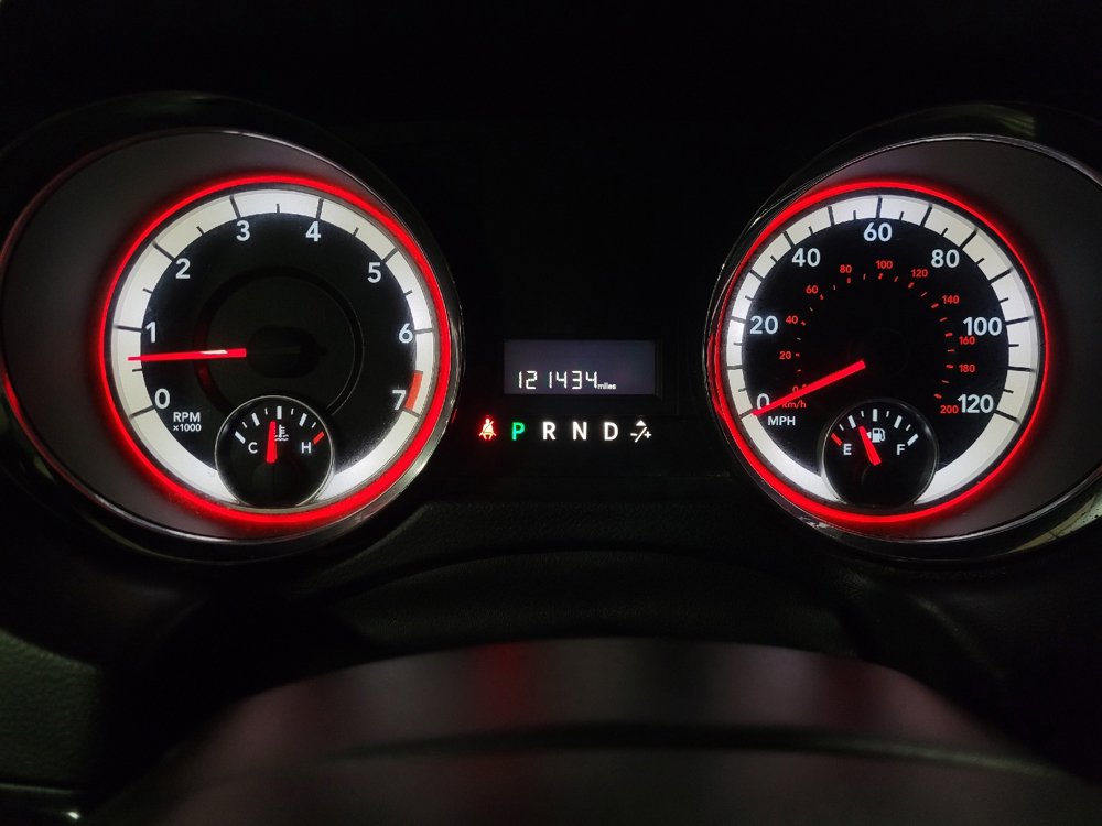 Used 2017 Dodge Grand Caravan SXT FWD image 23