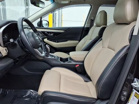 Used 2022 Subaru Outback Limited AWD/4WD image 9