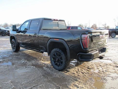 New 2026 GMC Sierra 2500 AT4 w/ AT4 Premium Plus Package image 8