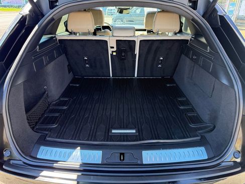 Used 2021 Land Rover Range Rover Velar R-Dynamic S image 26