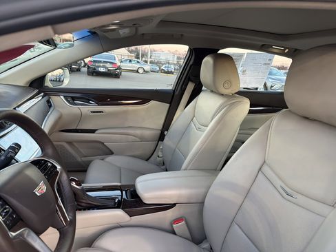 Used 2016 Cadillac XTS Luxury w/ Driver Awareness Package image 10