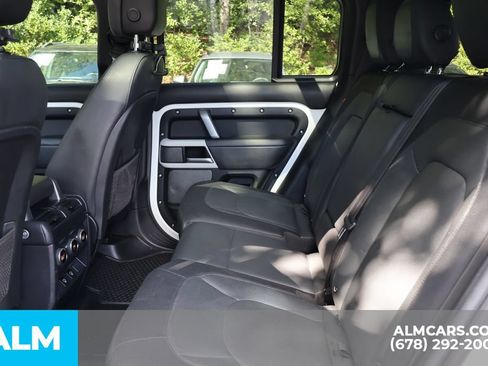 Used 2023 Land Rover Defender 110 X-Dynamic SE AWD/4WD image 18
