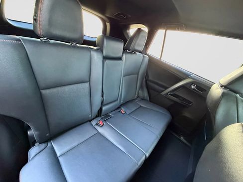 Used 2016 Toyota RAV4 SE AWD/4WD image 18