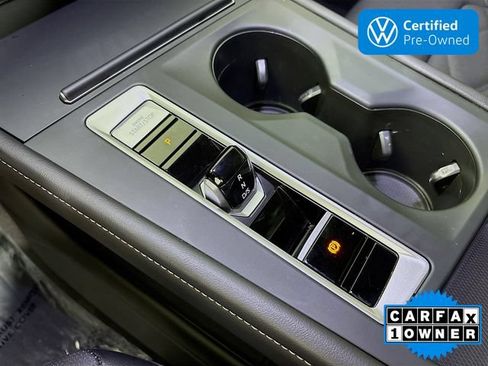 Certified 2024 Volkswagen Atlas SE AWD/4WD image 16