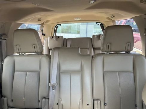 Used 2014 Ford Expedition EL XLT w/ Equipment Group 202A AWD/4WD image 15