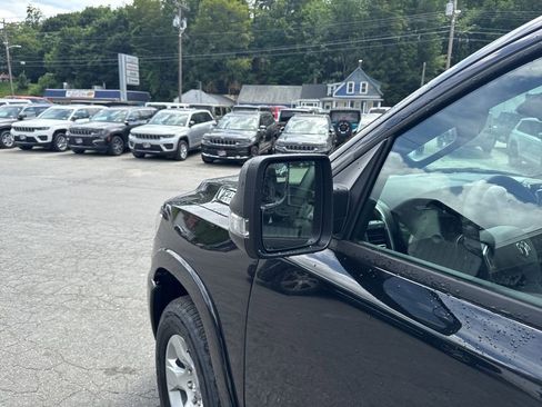 New 2025 RAM 1500 Big Horn image 10