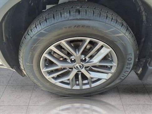 Used 2021 Nissan Rogue S AWD/4WD image 13