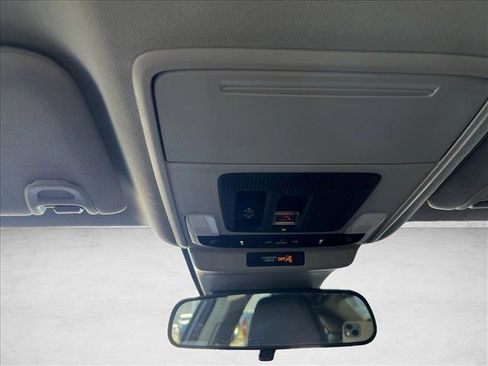 Certified 2025 Honda Accord SE image 6