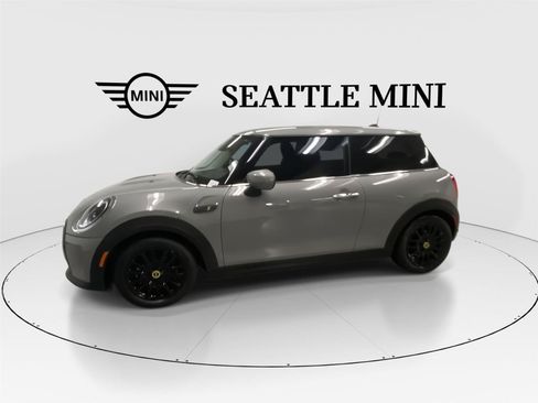 Certified 2023 MINI Cooper SE FWD image 6