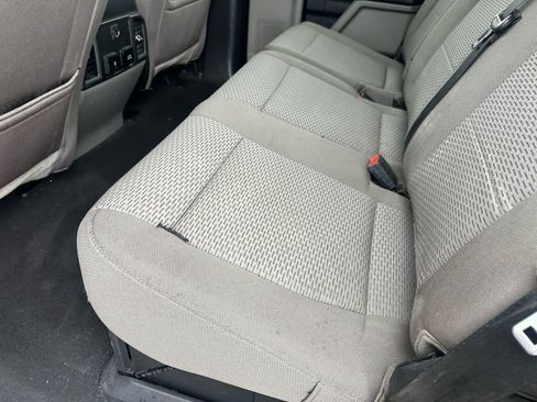 Used 2021 Ford F250 XLT w/ XLT Premium Package AWD/4WD image 32