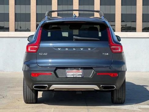 Used 2019 Volvo XC40 T5 Inscription image 8