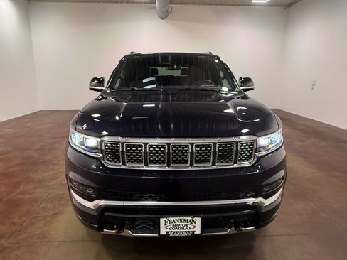 Used 2024 Jeep Grand Wagoneer Series III w/ Rear Seat Video Group 1 AWD/4WD image 41