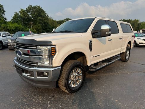 Used 2018 Ford F250 Lariat w/ Lariat Ultimate Package AWD/4WD image 1