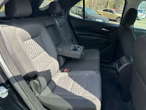 Used 2021 Chevrolet Equinox LT image 37